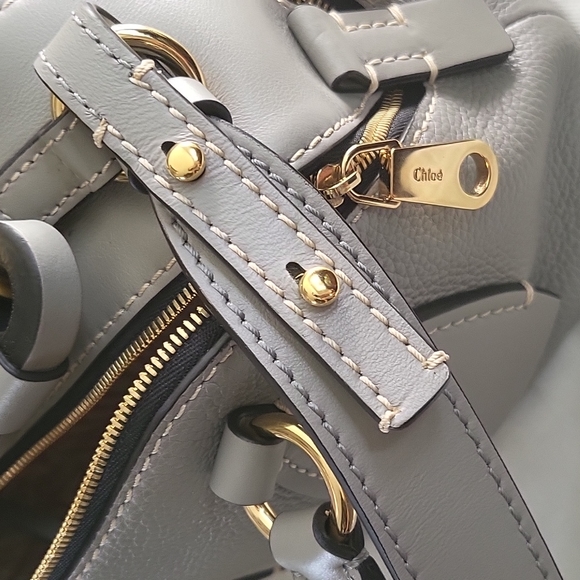 COPY - Chloe Daria Small handbag in Gray leather - Picture 14 of 16